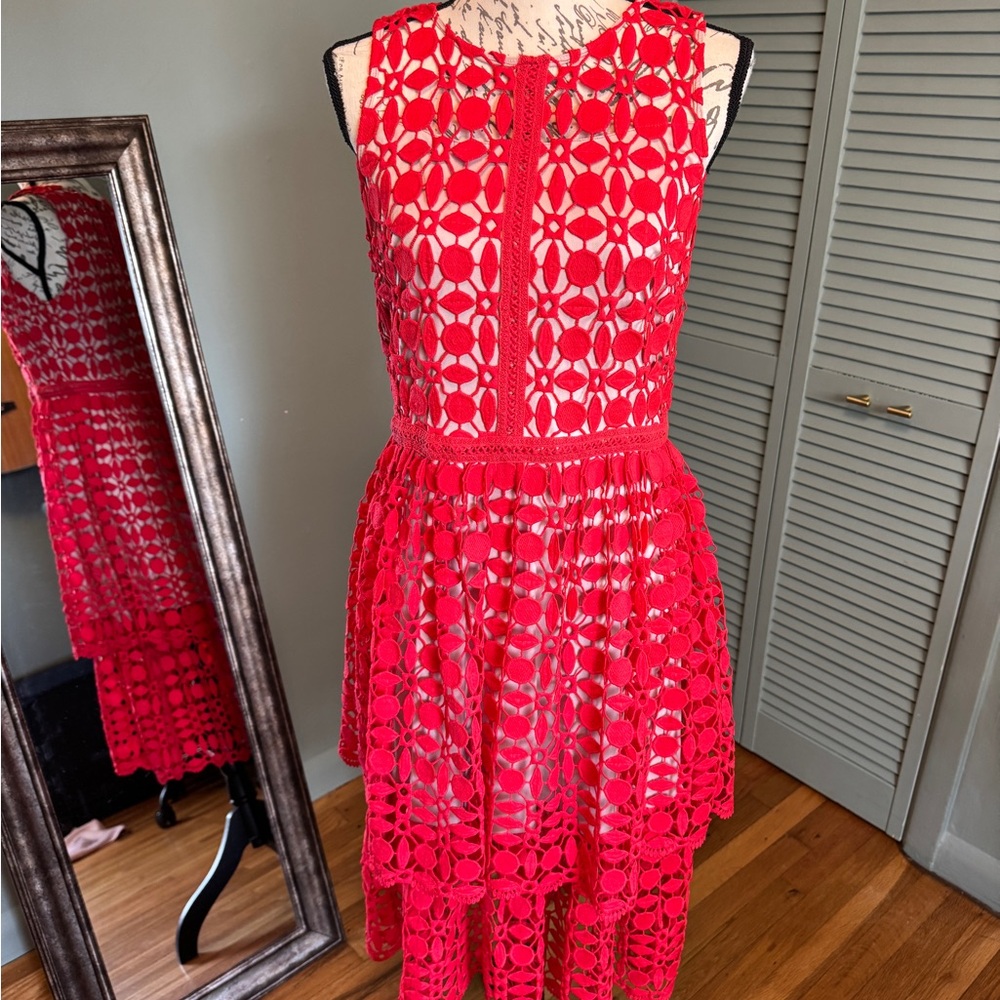 Elegant Red Lace Midi Dress